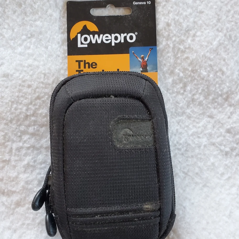 Lowepro Genesis 10 Digital Camera Case